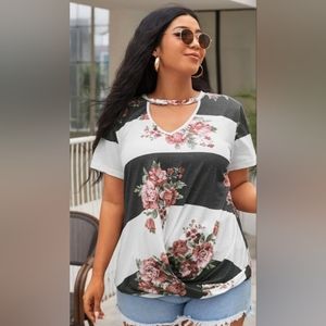 FLORAL COLORBLOCK TEE